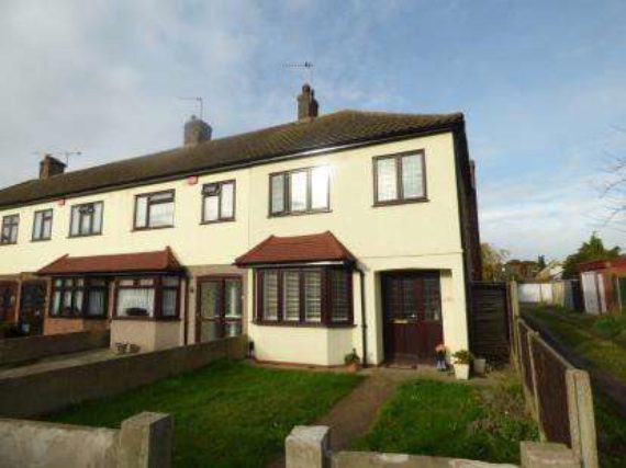 3 Bedroom End of Ter...